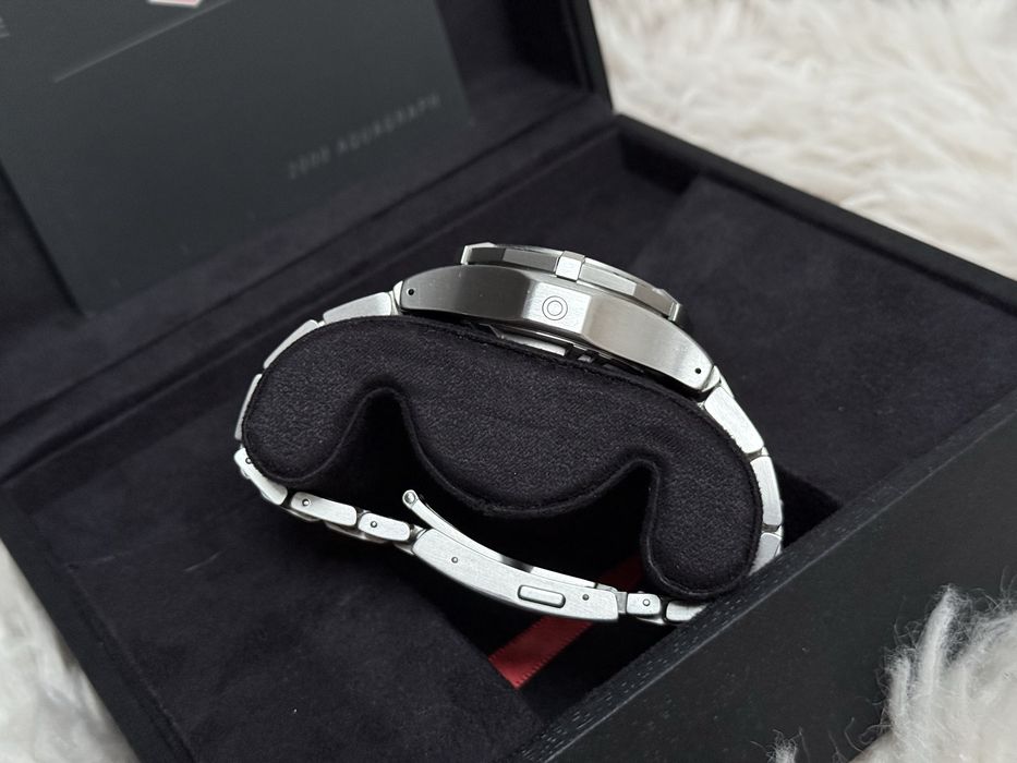 Tag Heuer Aquagraph 2000 nie aquaracer breitling submariner