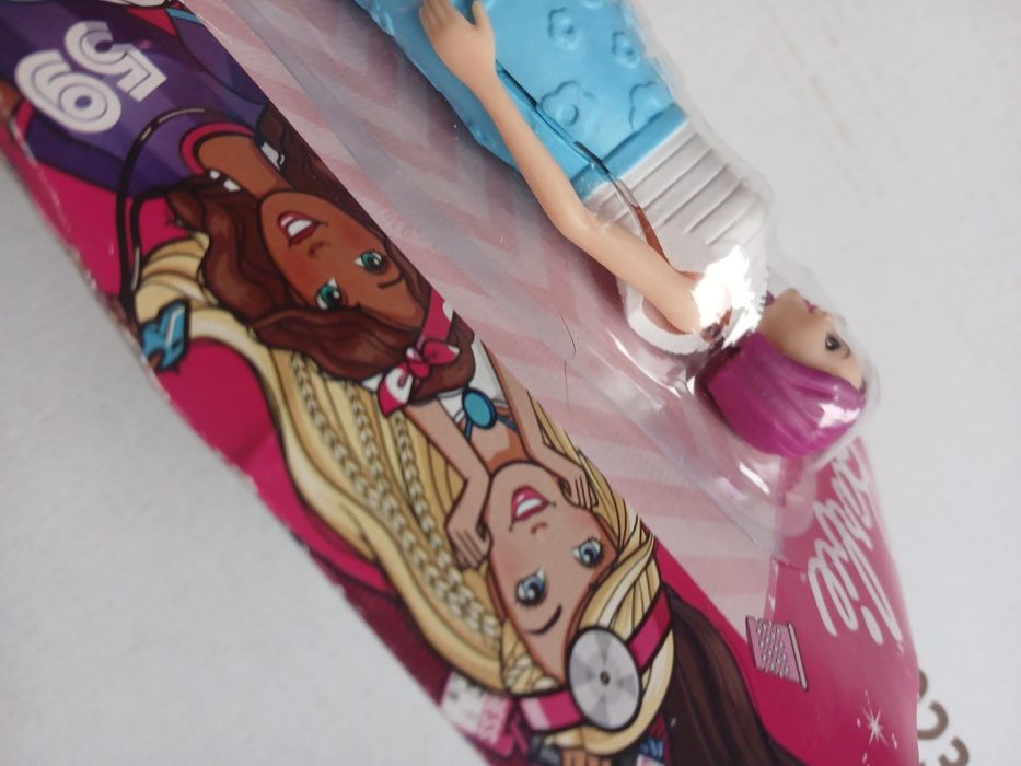 Lalka Barbie zdejmowane ubranka