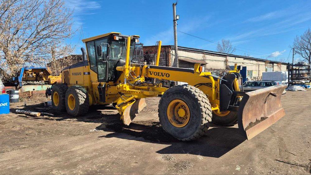 Автогрейдер VOLVO G 990
