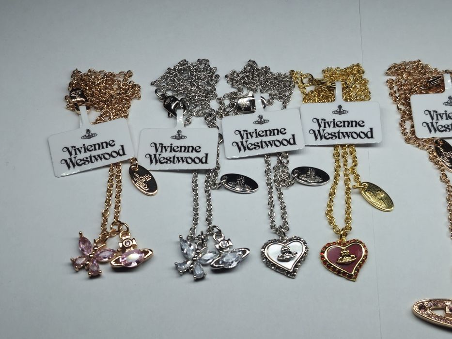 Прикраса, подарунок дівчині Підвіски та кулони від Chrome Hearts