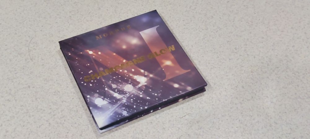 Paleta cieni cienie do powiek makijaż morphe champagne glow