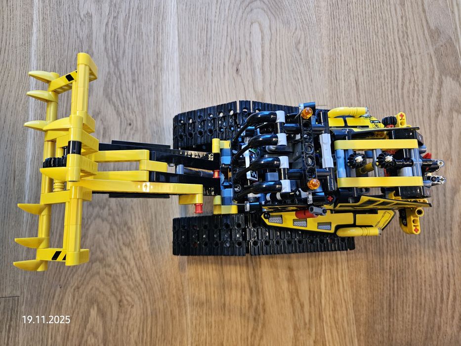 42094 Tracked Loader LEGO technic