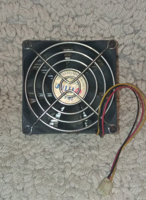 Продам кулер вентилятор для ЦП АМД TITAN