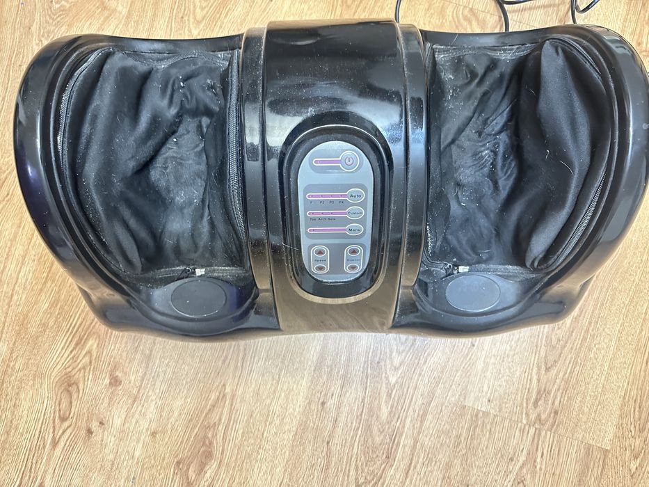 Електричний масажер для ніг Sharper Image Shiatsu Foot Massager