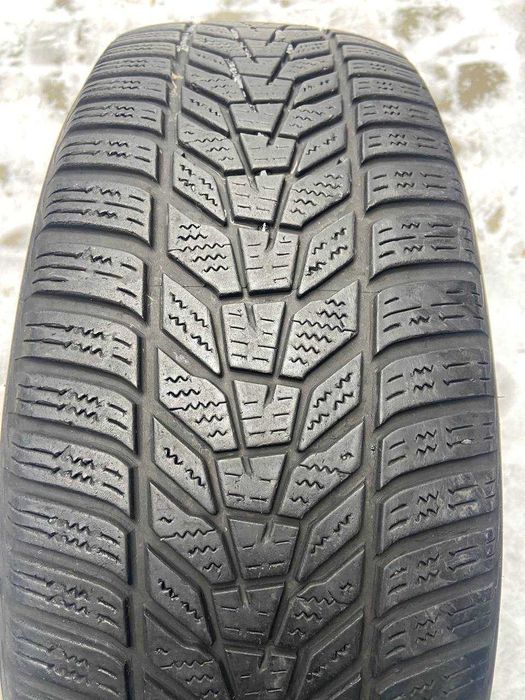 Шини 225/65/17 HANKOOK WINTER I*CEPT EVO 3X зима 2023 року