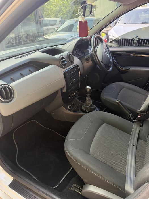 Свіжо пригнаний Dacia Duster