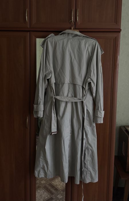 Жіночий тренч світлий, довжина 123 см