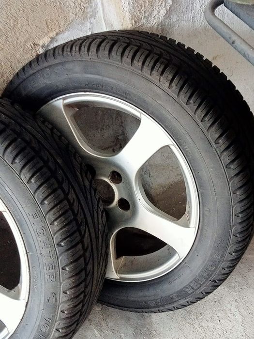 Opony bieżnikowane nowe Gratis alumfelgi