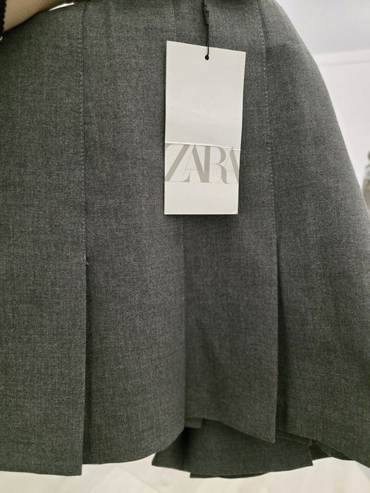 Спідниця від Zara