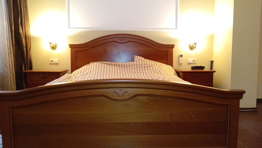 Спальня Италия дерево