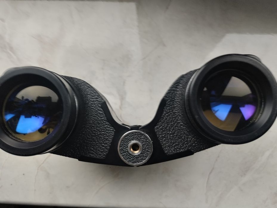 Продаю два бинокля.