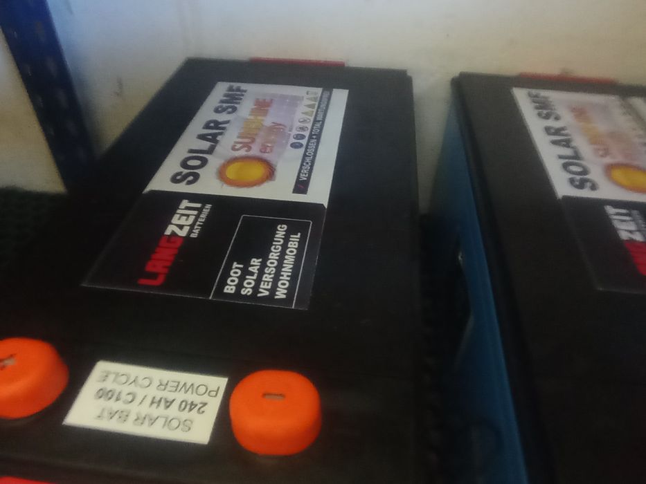 BATERIAS SOLARES 240 c100