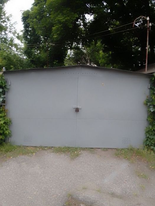 Продам металевий гараж