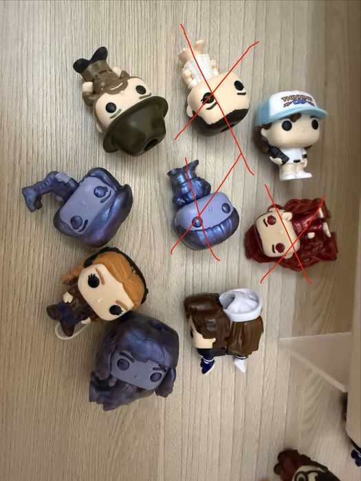 Фігурки Kinder Joy Дивні дива