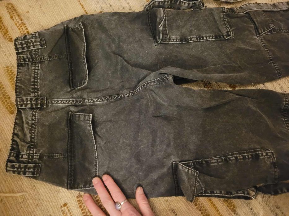 Spodnie damskie bojówki Bershka rozmiar 32