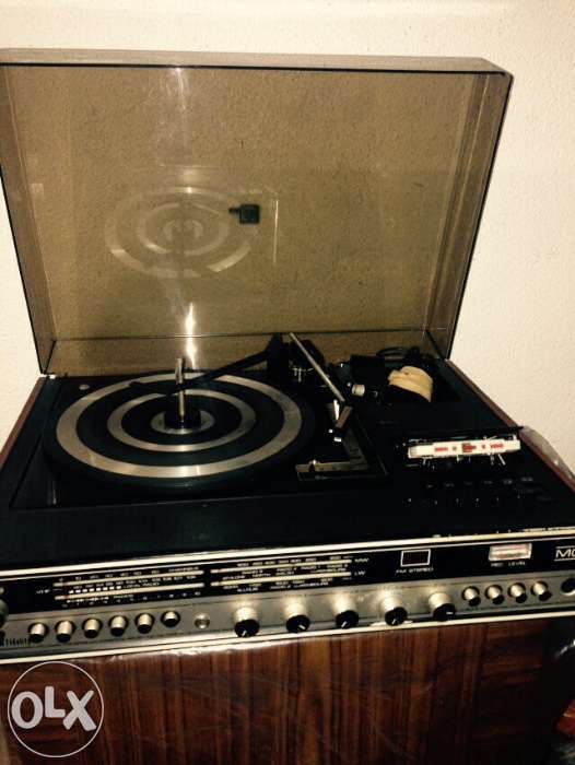 Giradiscos com cassete