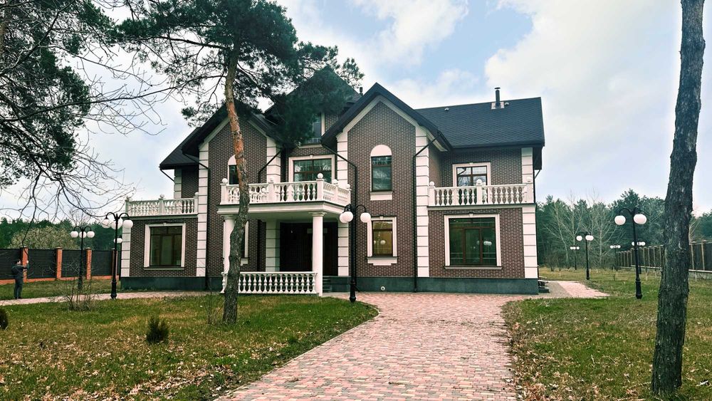 Лебедівка. Будинок в КМ «Dream Village» на ділянці 0,72 га з виходом на Дніпровський канал
