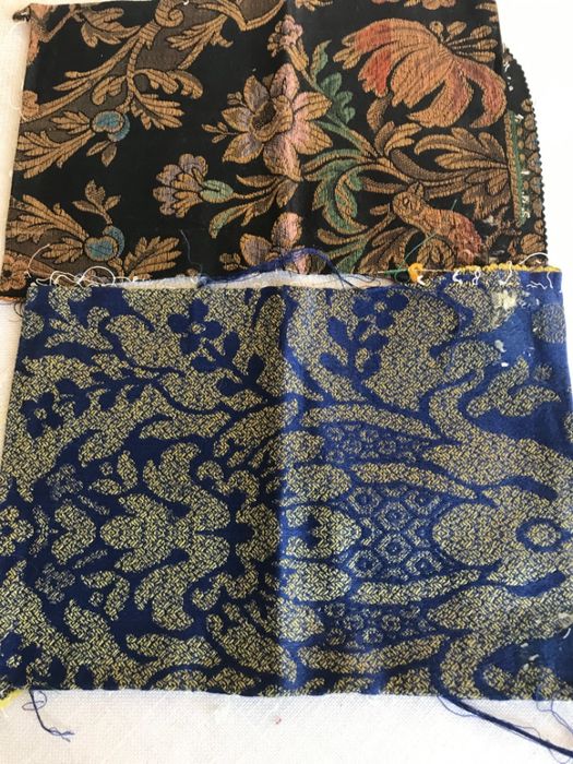 Rendas e tecidos muito antigos