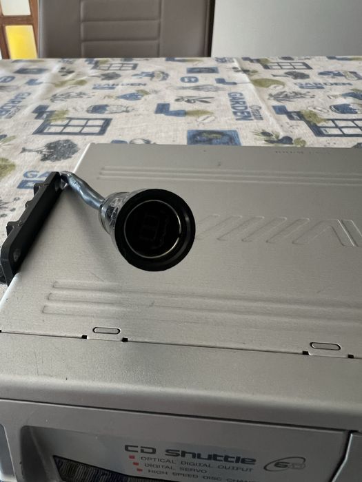 Caixa leitor de cds Alpine