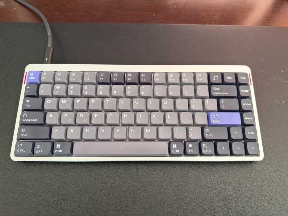 низкопрофільна клавіатура Air75 HE(магнітні світчі Jade Pro\POM)