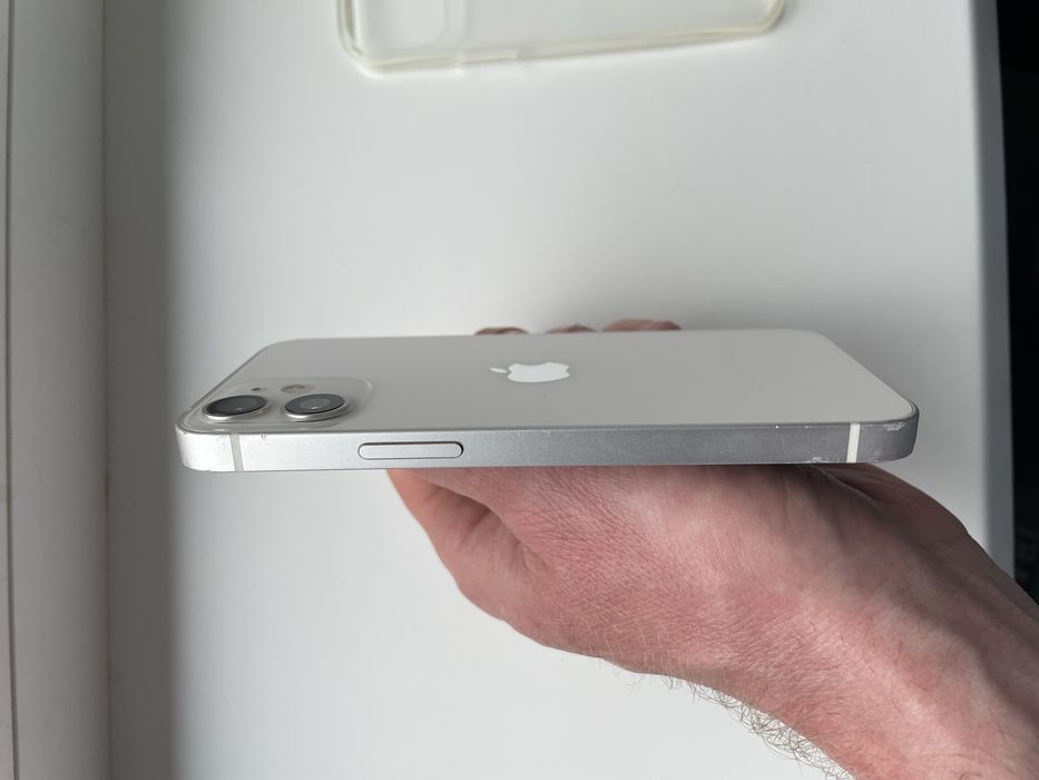iPhone 12 mini 128 Gb White Neverlock працює з будь яким оператором