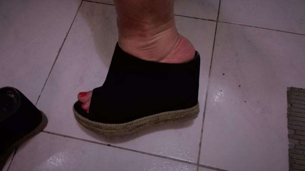 Chinelos/socas de cunha 36