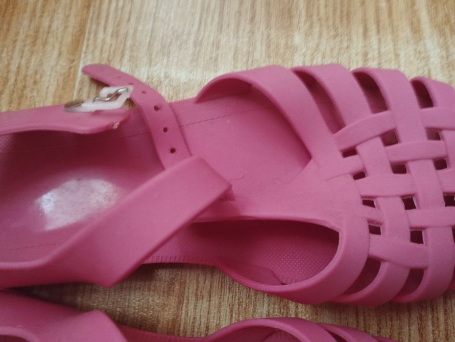 Крокси жіночі, босоніжки, 40 розмір