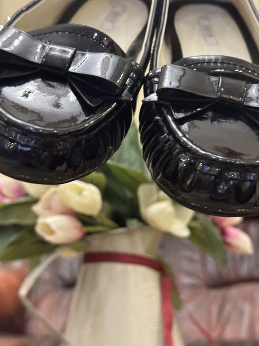 Туфлі, балетки, лофери бренду GEOX.