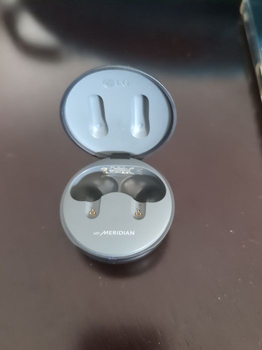 Carregador buds LG TONE Free FP8