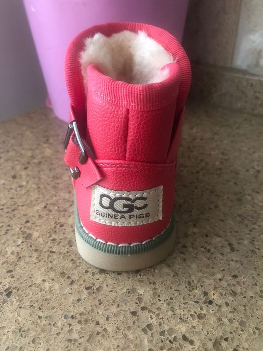 Продам детские угги