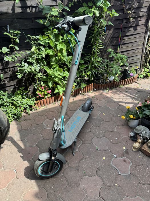 motus scooty 10