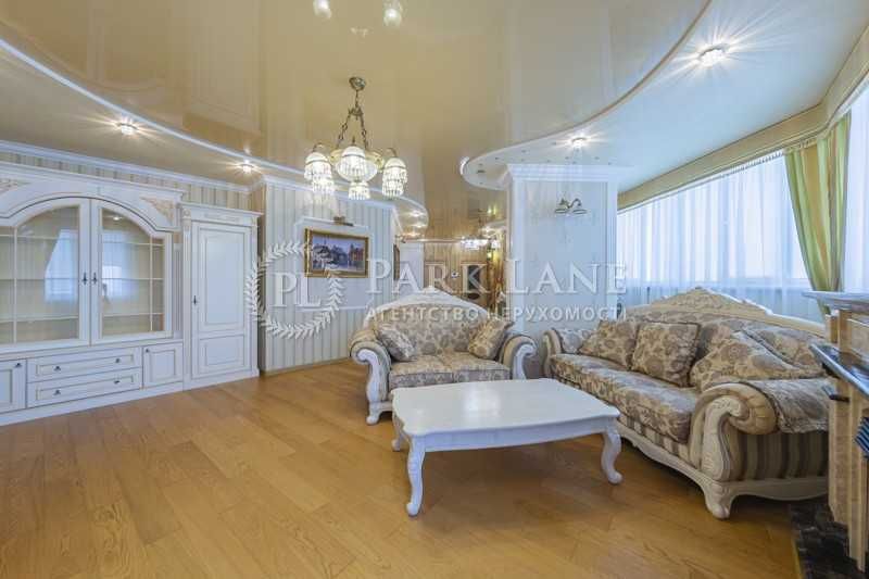 Лікоград.Рудницького,Здановськоі.Квартира з новим авторським ремонтом!