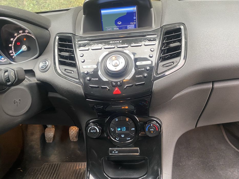 Ford fiesta 1.0 titanium