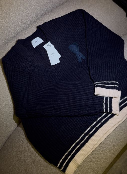 Світер ami теплий