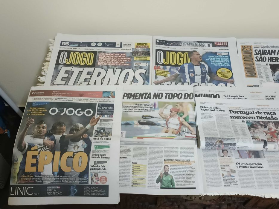 Coleção de Artigos Exclusivos de Desporto e História Atual