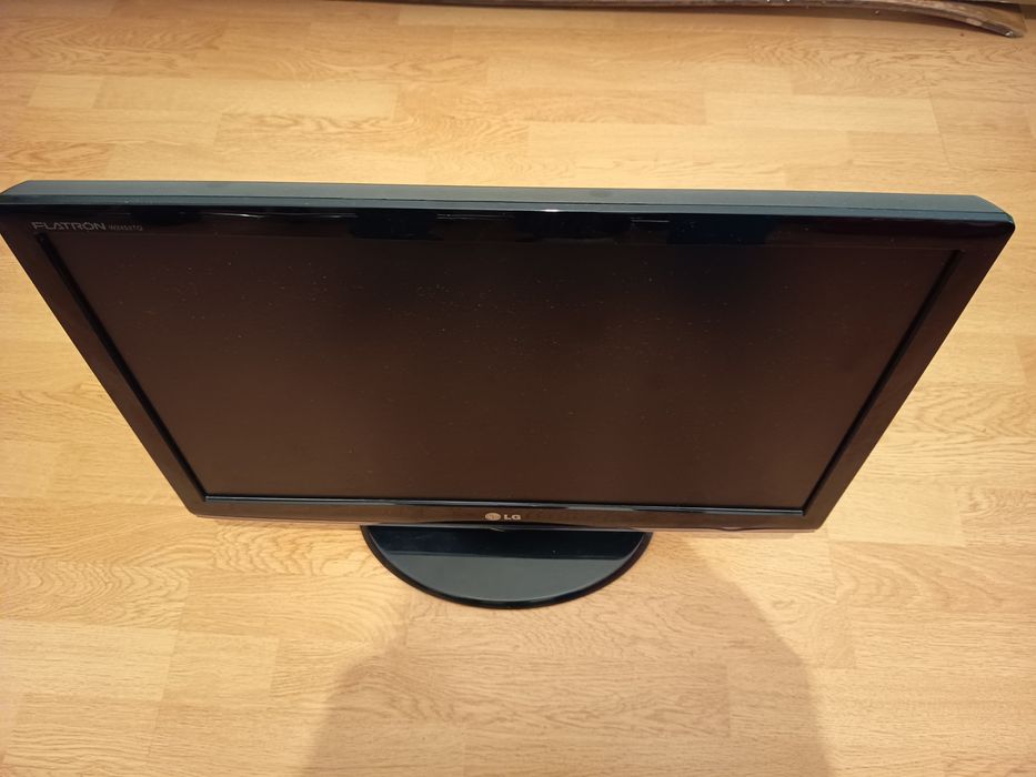 Monitor LG Flatron 24 polegadas