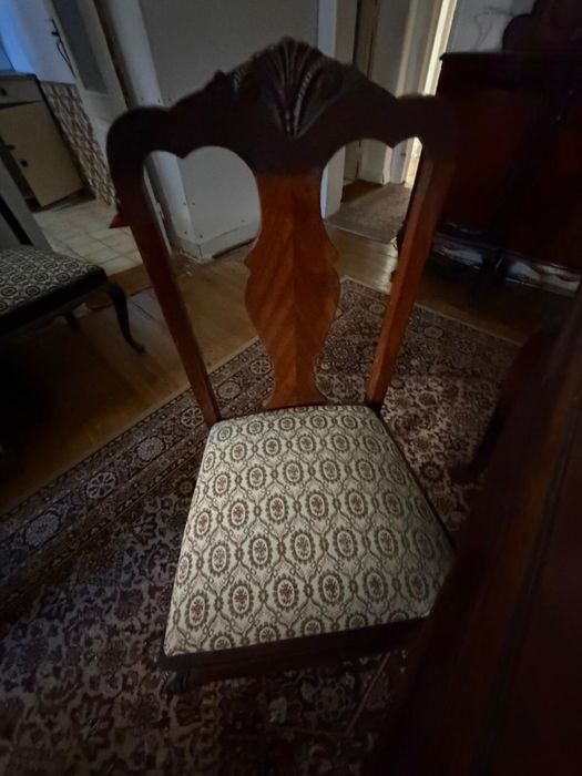 Mesa de jantar com cadeiras