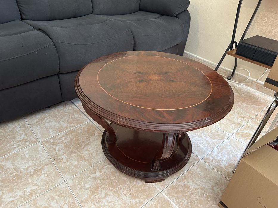 Mesa de Centro em Madeira