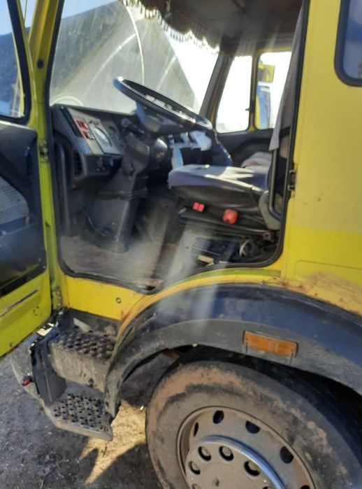 Продам мерседес 1622