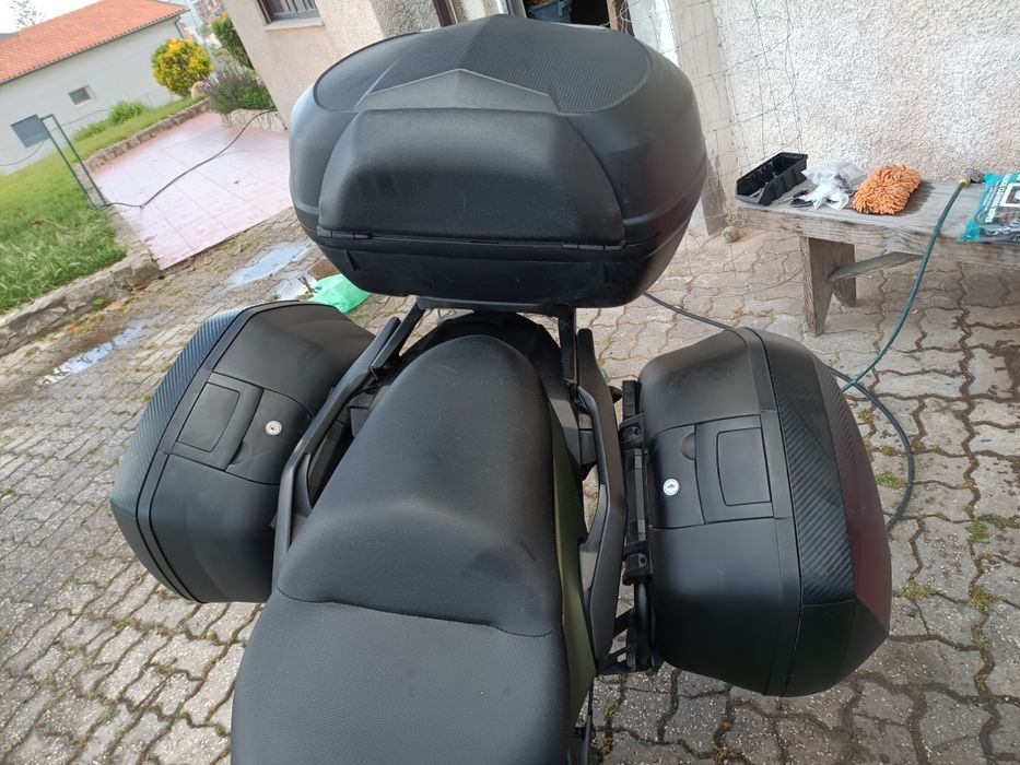 Kawasaki versus 650 cc