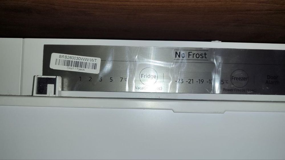 Samsung  холодильник встраиваемый  как новый
