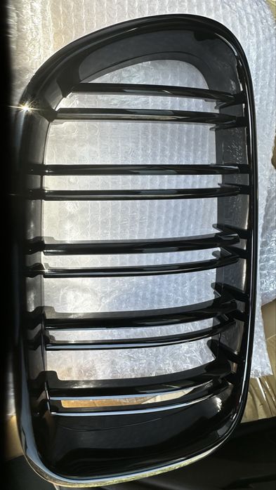 Grelhas pretas para BMW F25/F26
