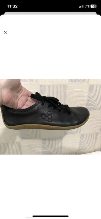 Vivobarefoot addis — анатомічні шкіряні кросівки (barefoot)