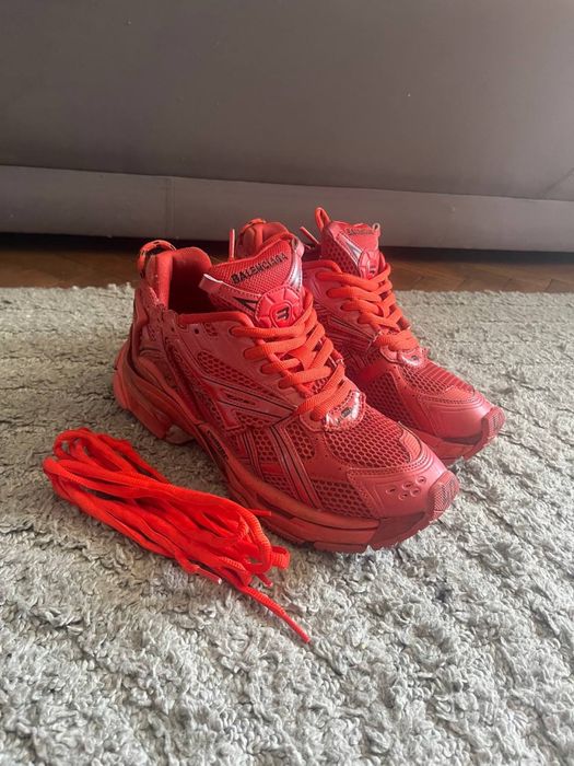 balenciaga runner czerwone
