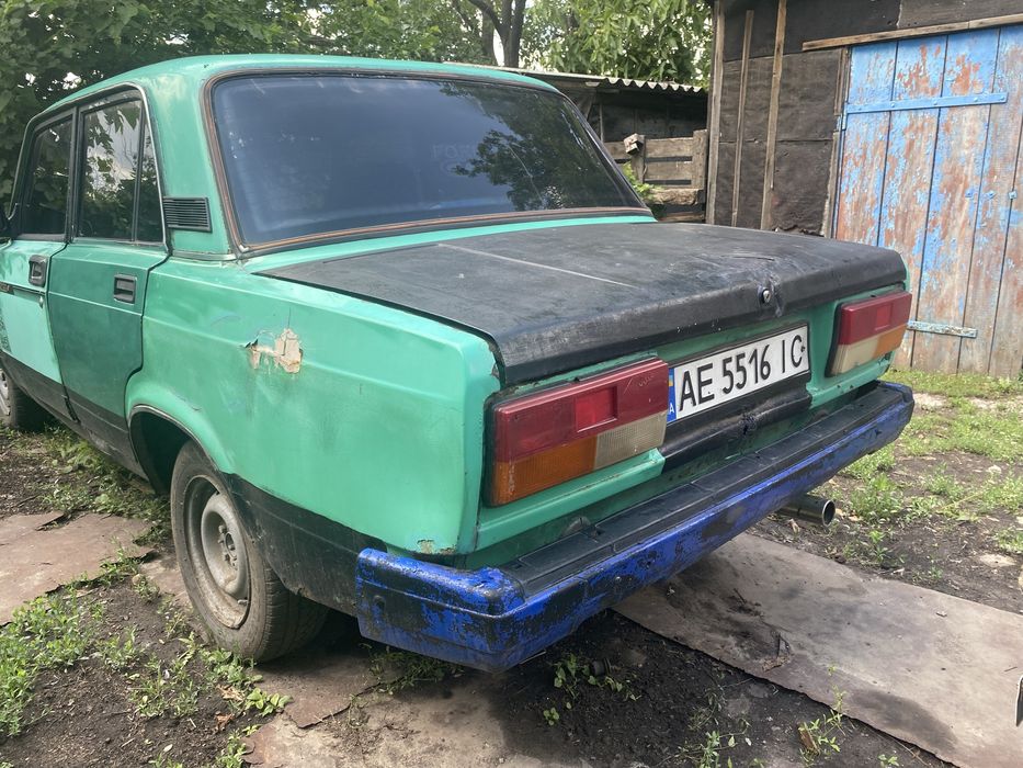 Продам ваз 2105.