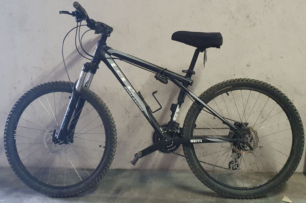 Bicicleta GT Avanlanche 3.0