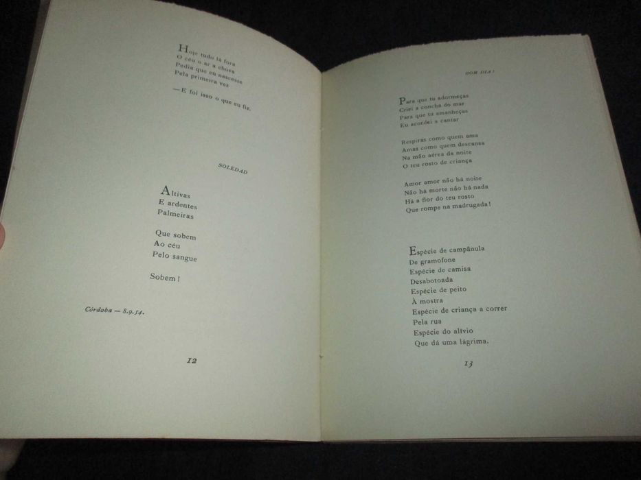 Livro Mesa da Solidão Poemas Raul de Carvalho 1ª edição Autografado