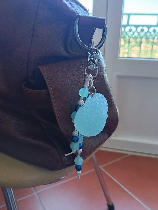 Bag charm artesanal coração