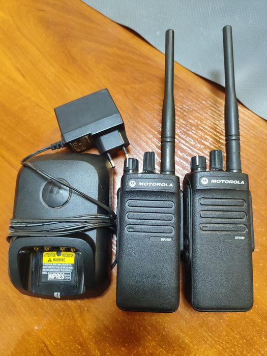 Продам рацію Motorola DP2400