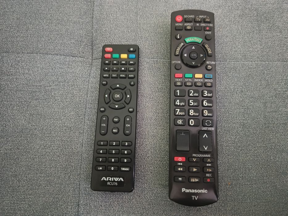 Telewizor Panasonic 32 całe + dekoder Ariva T75